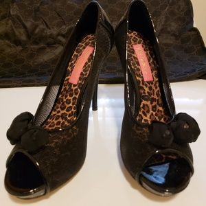 Betsey Johnson Black Net Heels